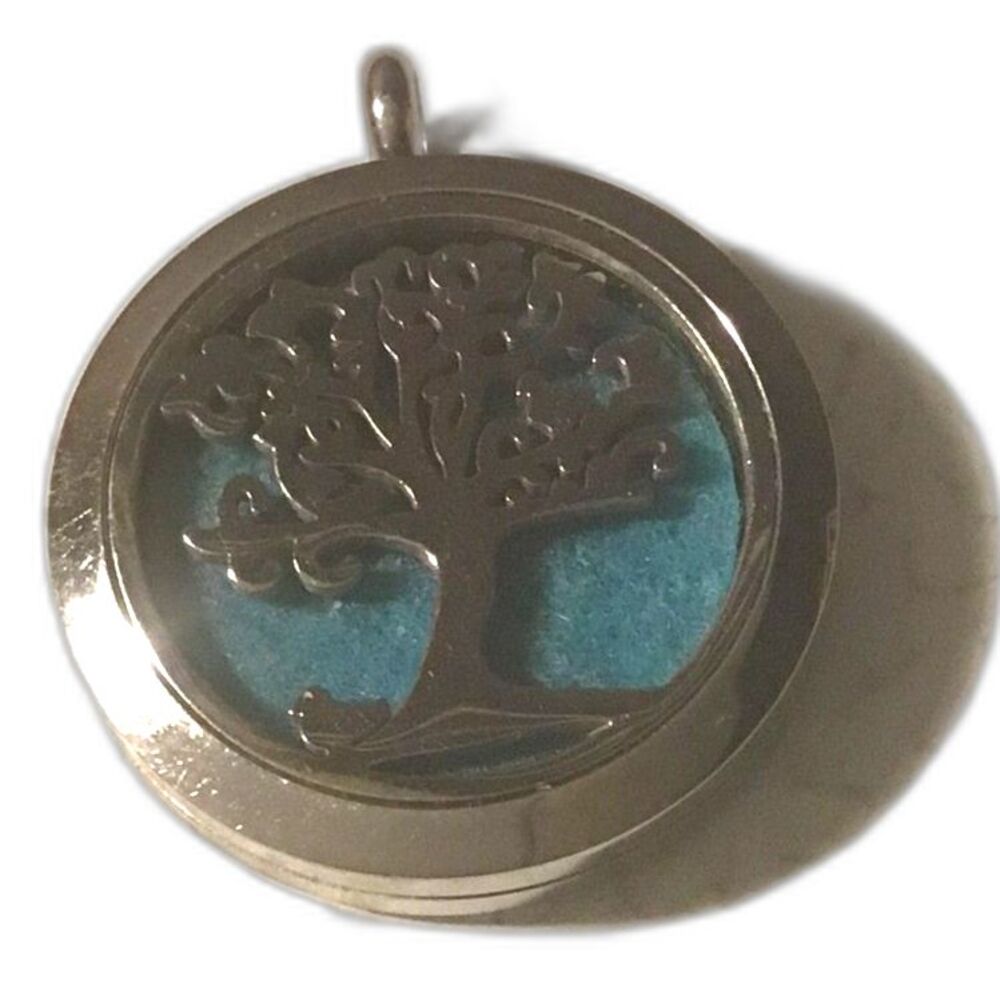 Tree of Life Stainless Steel Aromatherapy Essential Oil Diffuser Locket Necklace